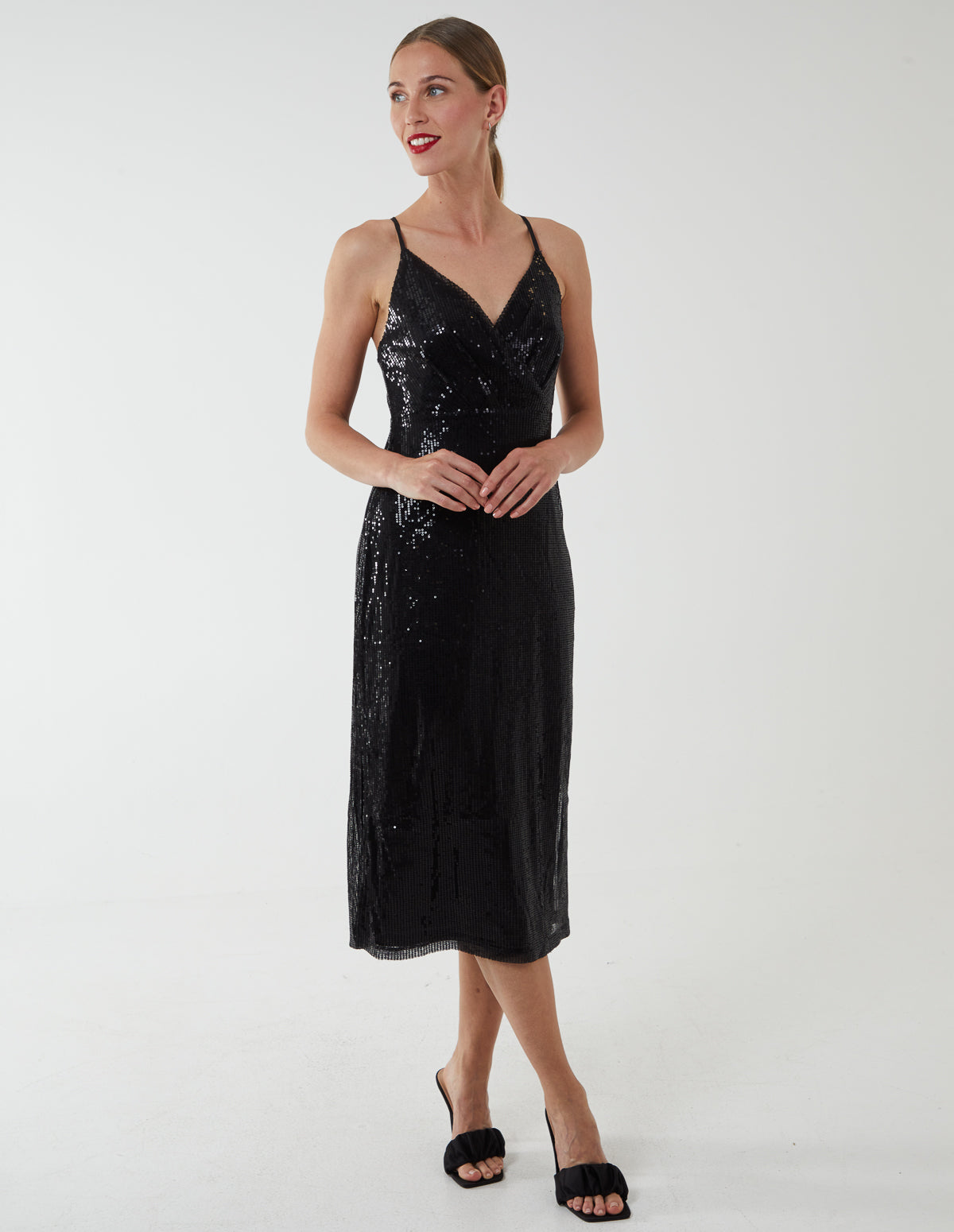 BV222908-BLACK-1.jpg