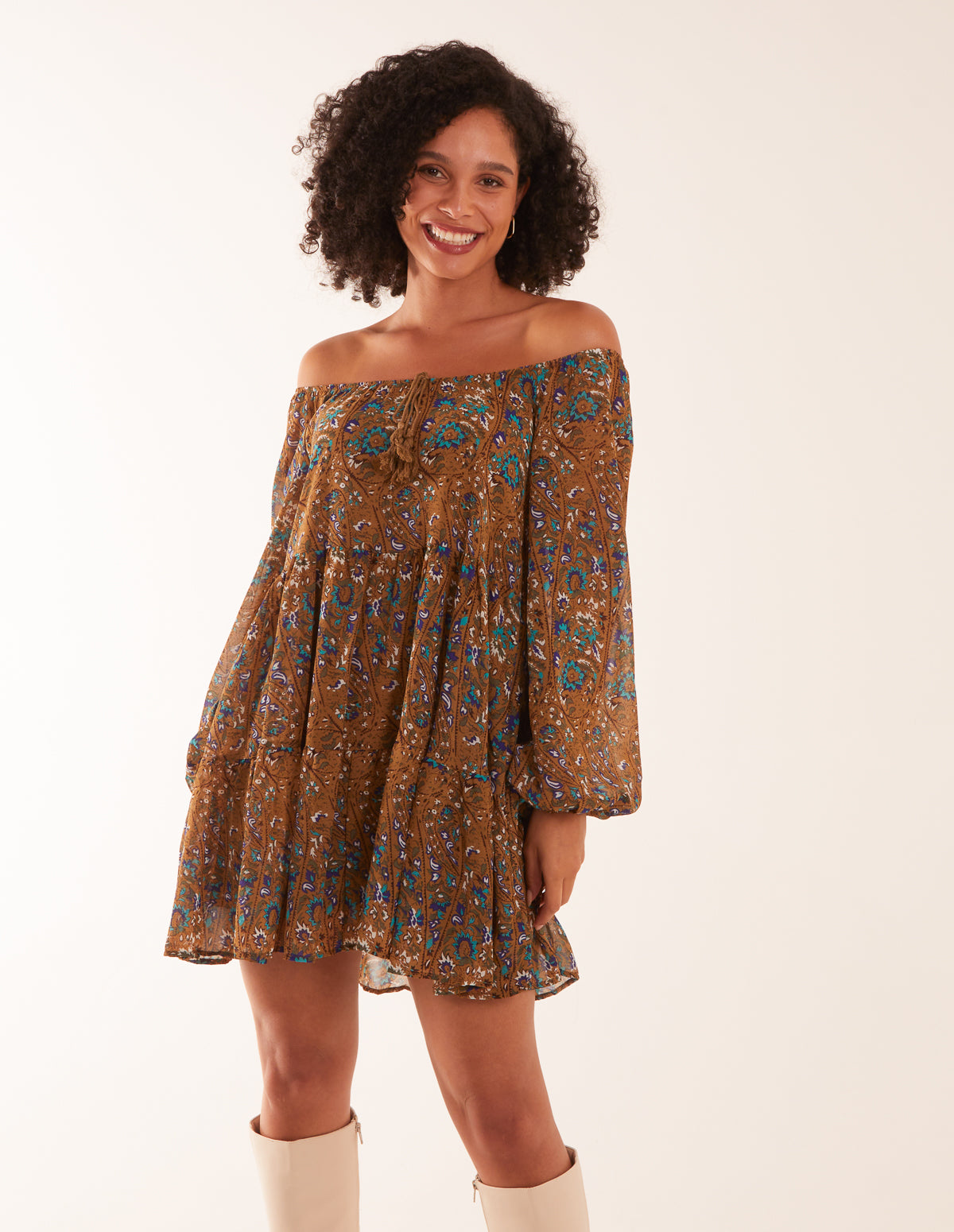 BV233889-BROWNPATTERN-14366.jpg