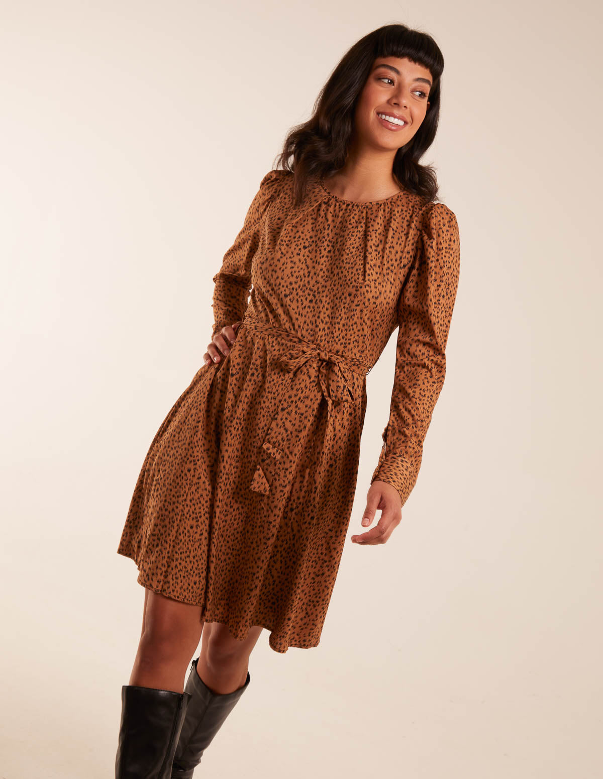 BV234823-CAMEL-50608.jpg