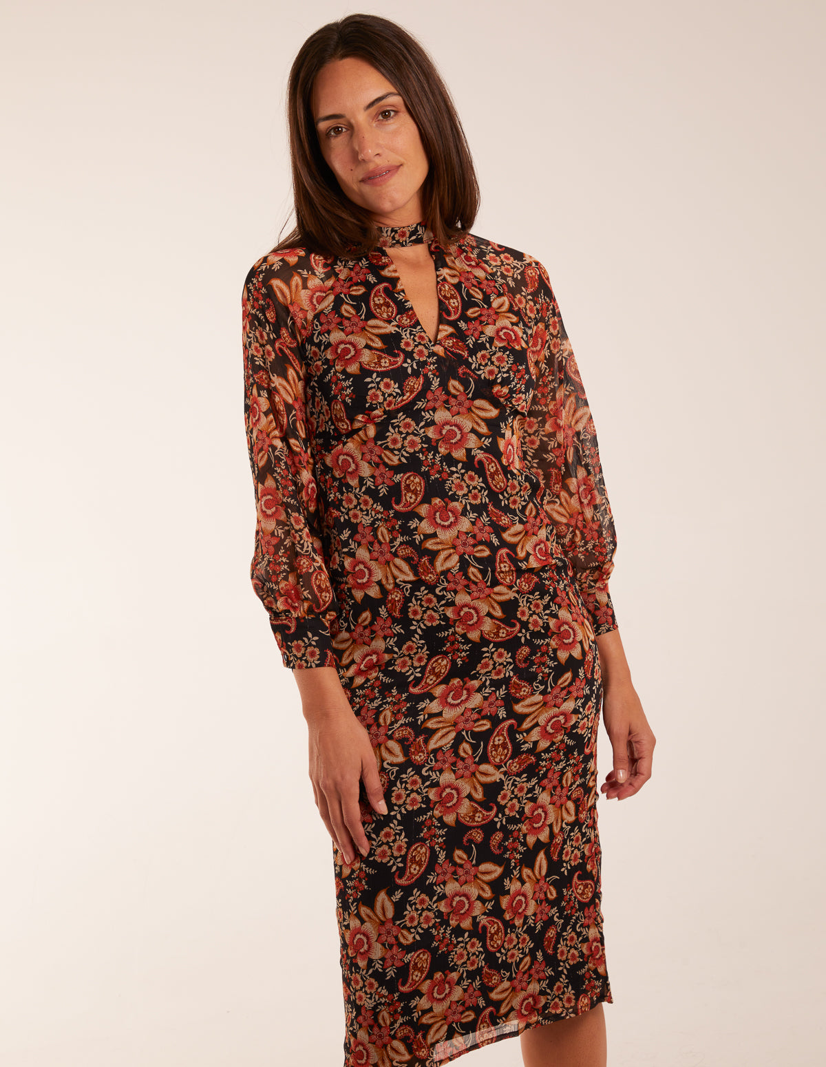 BV234838-BLACKPATTERN-33787.jpg