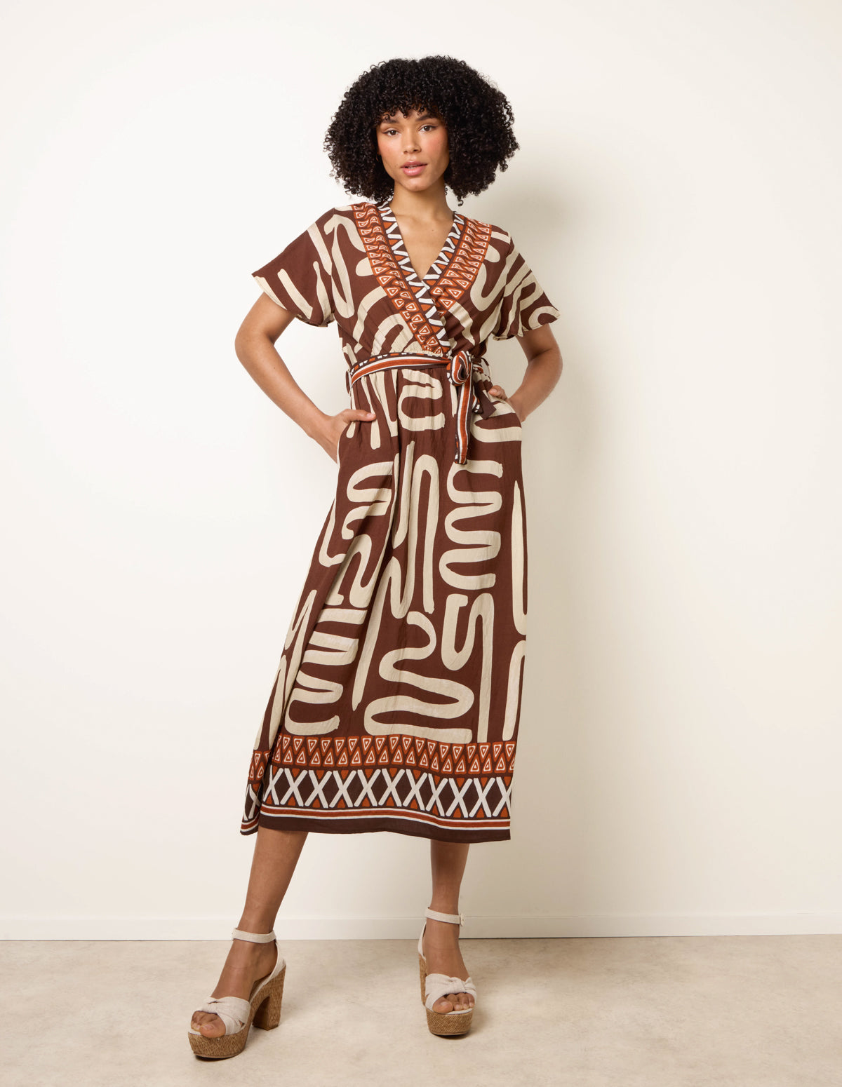 CC2685-COFFEE-9237-Edit.jpg