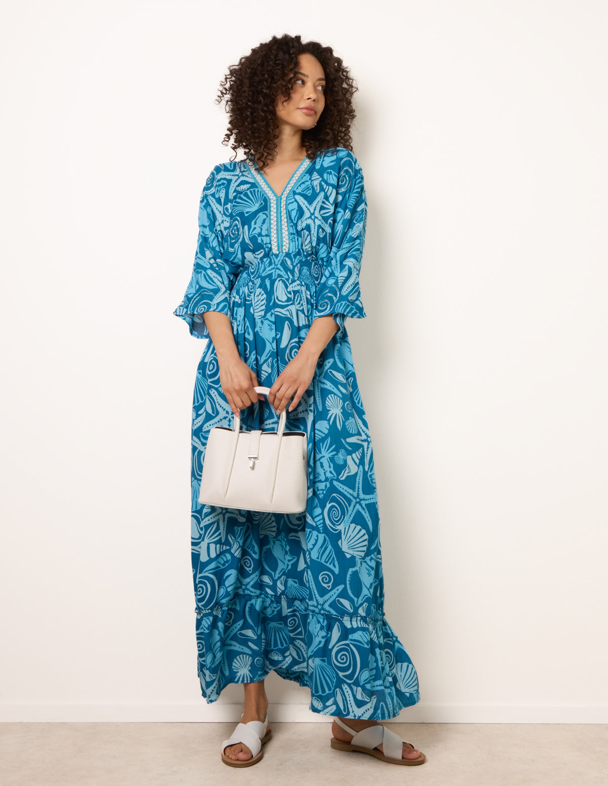 bv269994-blue-8375-26.jpg