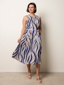 Bold Wave Print Belted Dress