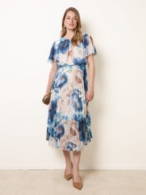 Pleated Scoop Neck Short Sleeve Floral Dress