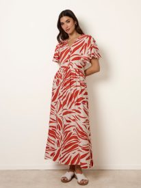 Dress With Brushstroke Leaf Print