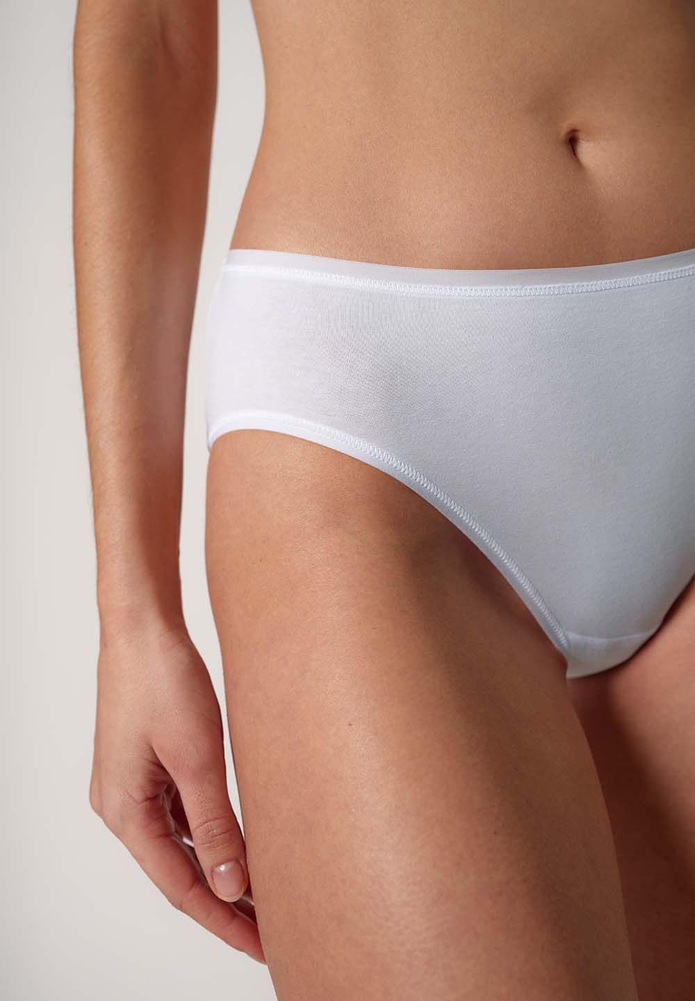 huber_basic_w_hautnahcotton2pack_midibriefs2pack_015025_010500_090.jpg